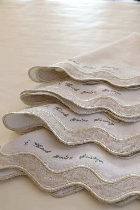 Scalloped Linen Napkin - Set of 4